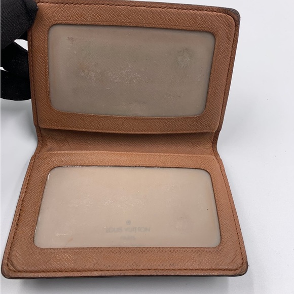 ❗️Sold❗️LOUIS VUITTON Monogram Canvas Bifold Card Case ID Case card holder - Picture 12 of 17